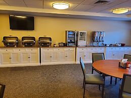 Clarion Hotel & Suites