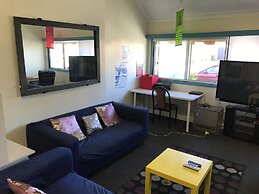 Wander Inn – Bunbury Backpackers