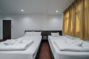 Collection O Khaosan Park