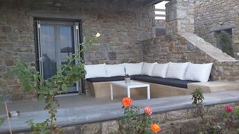 AC Village Christoulis