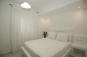 AC Village Christoulis