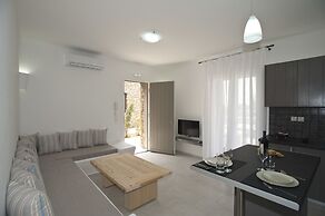 AC Village Christoulis