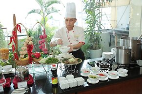 Luxeden Hotel Hanoi