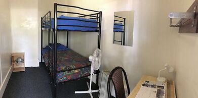 Dolphin Retreat Bunbury - Hostel