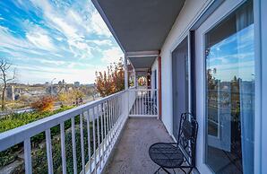 Niagara Grandview Boutique hotel