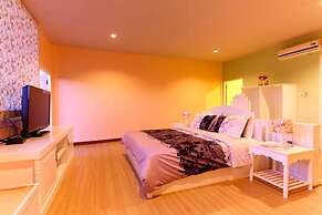 Gorilla Hills Hua Hin Hotel