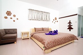 Gorilla Hills Hua Hin Hotel