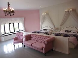 Gorilla Hills Hua Hin Hotel
