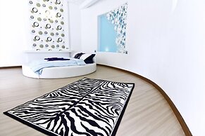 Gorilla Hills Hua Hin Hotel