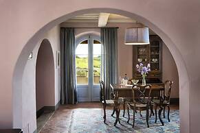 Borgo Pignano Volterra Tuscany