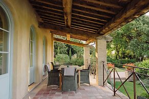 Borgo Pignano Volterra Tuscany