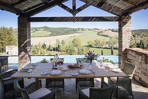 Borgo Pignano Tuscany