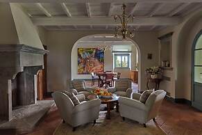 Borgo Pignano Volterra Tuscany