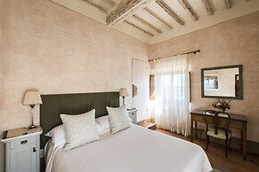 Borgo Pignano Tuscany