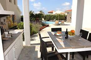 Platzia Beach Villas