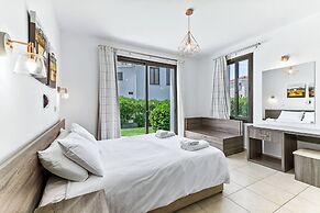 Platzia Beach Villas