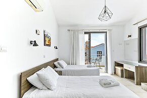 Platzia Beach Villas