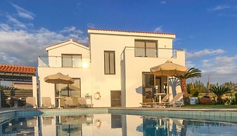 Platzia Beach Villas