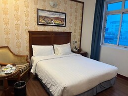 A25 Hotel - 19 Phan Dinh Phung