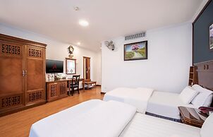 A25 Hotel - 19 Phan Dinh Phung