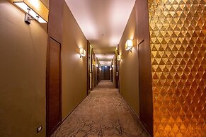 Graceland Bangkok Hotel