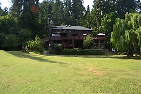 Guerneville Lodge