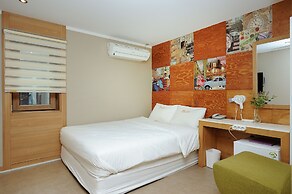 Hotel MIDO Myeongdong