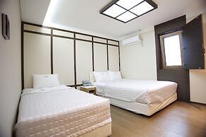 Hotel MIDO Myeongdong