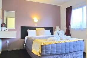 Ann’s Volcanic Motel