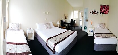 Ann’s Volcanic Motel