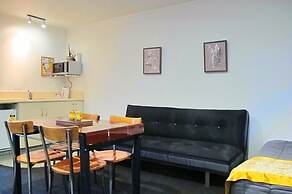 Ann’s Volcanic Motel