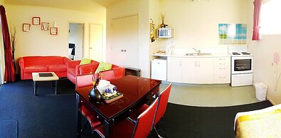 Ann’s Volcanic Motel