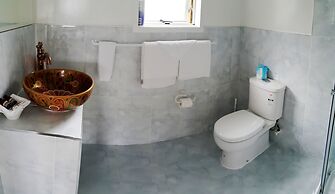 Ann’s Volcanic Motel