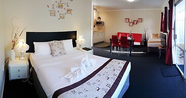 Ann’s Volcanic Motel