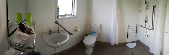 Ann’s Volcanic Motel