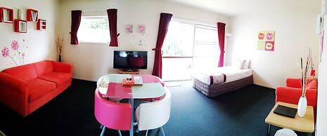 Ann’s Volcanic Motel