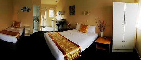 Ann’s Volcanic Motel