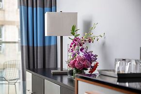 6 Columbus Central Park Hotel