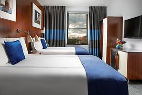 6 Columbus Central Park Hotel