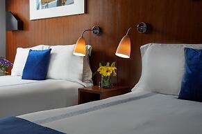 6 Columbus Central Park Hotel