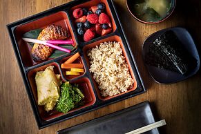 6 Columbus Central Park Hotel