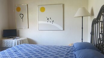 Gemini House Bed & Breakfast