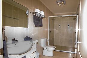 Wollongong Surf Leisure Resort