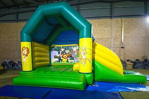 Wollongong Surf Leisure Resort