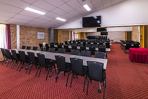 Wollongong Surf Leisure Resort