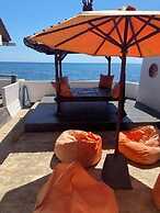 Villa Agung Beach Inn