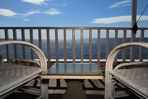 Villa Agung Beach Inn