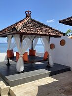Villa Agung Beach Inn