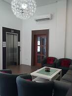 GinaSuite Kompleks27 Hotel