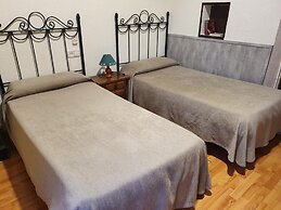 Arteaga Hostal & Baños Árabes Elvira